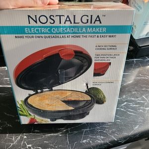 Nostalgia quesadilla maker